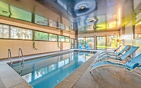 La Villa des Légendes - Spa&Swimming Pool
